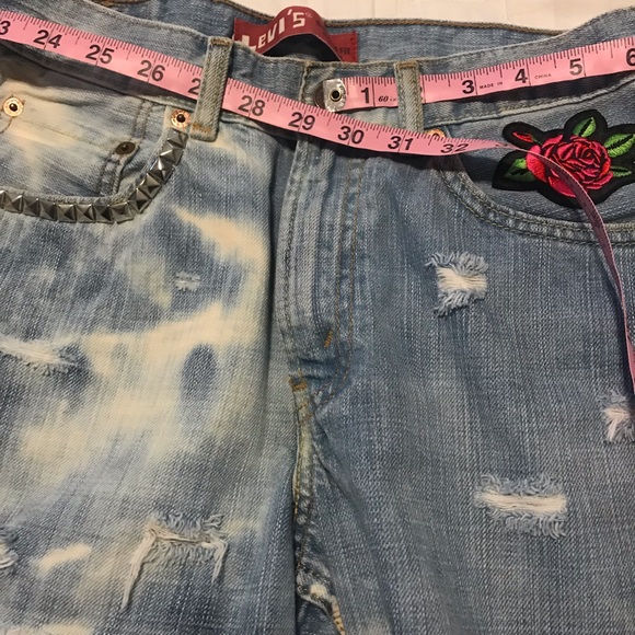 Levi cut off shorts - Picture 5 of 5